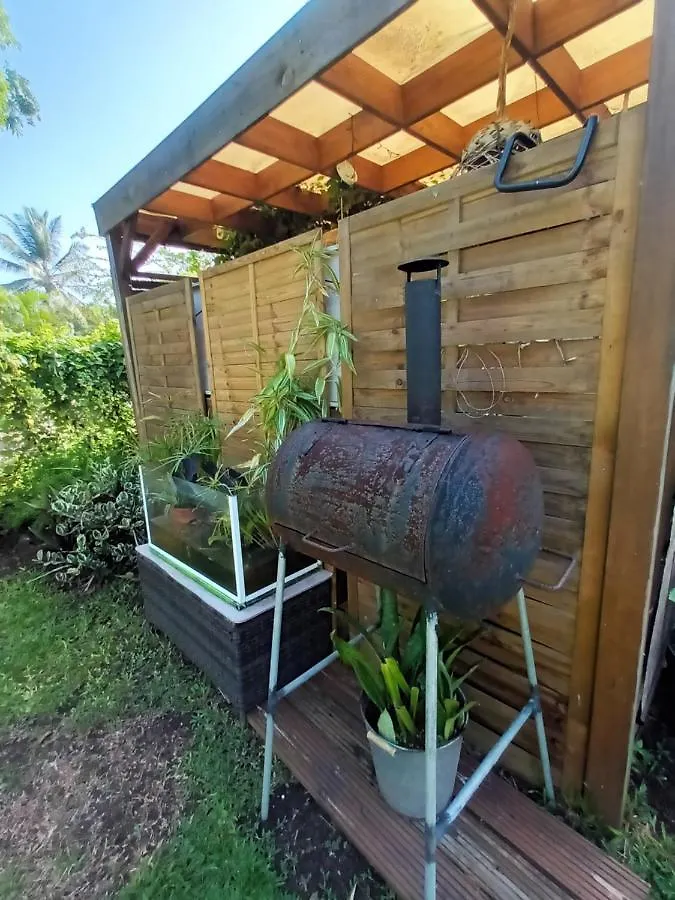Tropical Room Lamentin Homestay