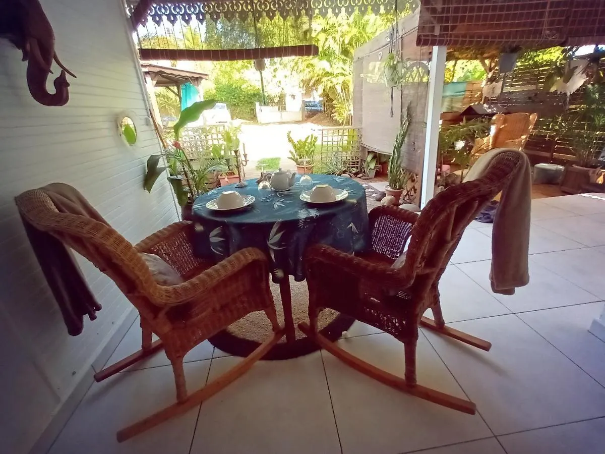Tropical Room Lamentin 0*,